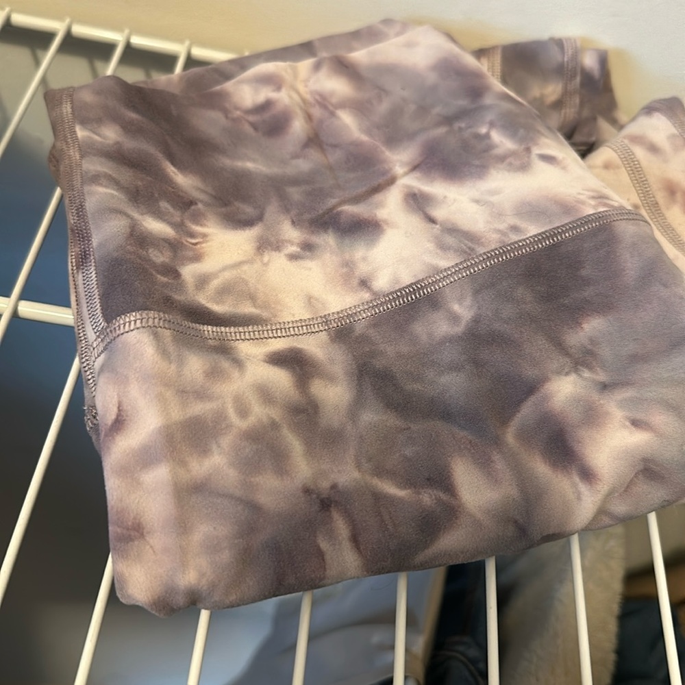 COPY - Purple diamond tye dye size 10 aligns 23’